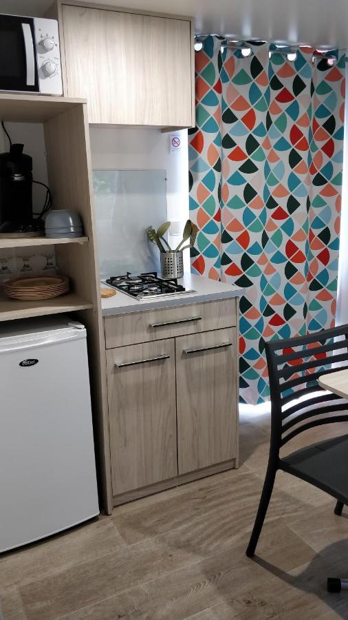 Camping Au Tour De L'Aveyron LʼHospitalet-du-Larzac Exteriér fotografie